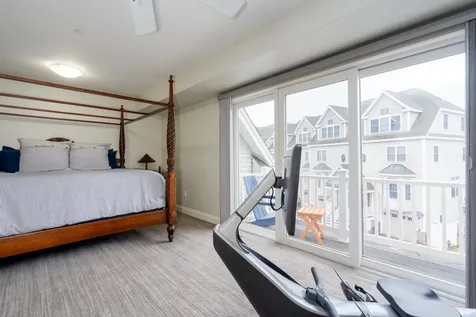 24 Harbor Road Hampton NH 03842