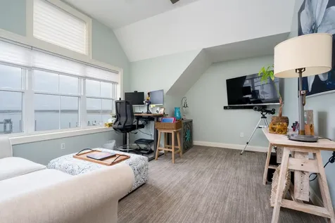 24 Harbor Road Hampton NH 03842