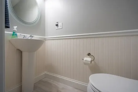 24 Harbor Road Hampton NH 03842