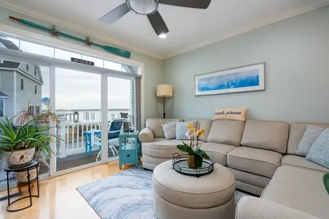 24 Harbor Road Hampton NH 03842