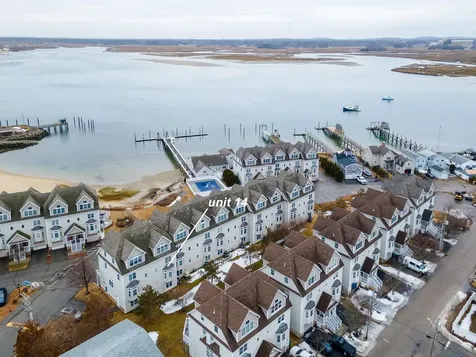 24 Harbor Road Hampton NH 03842