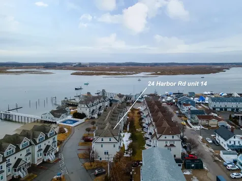 24 Harbor Road Hampton NH 03842