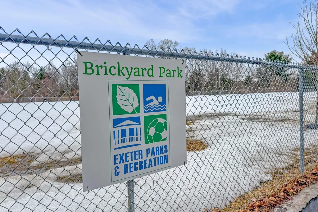 4 Heritage Way Exeter NH 03833