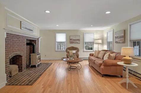 4 Heritage Way Exeter NH 03833