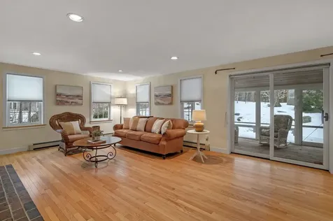 4 Heritage Way Exeter NH 03833