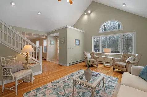4 Heritage Way Exeter NH 03833