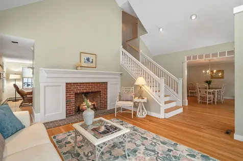 4 Heritage Way Exeter NH 03833