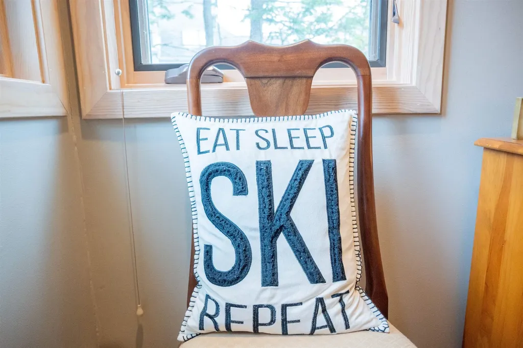 145 Ledgewood Road Ludlow VT 05149