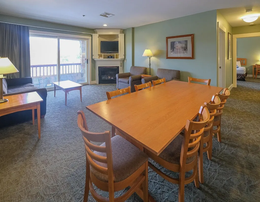 342/344 Qiv Jackson Gore Inn Ludlow VT 05149