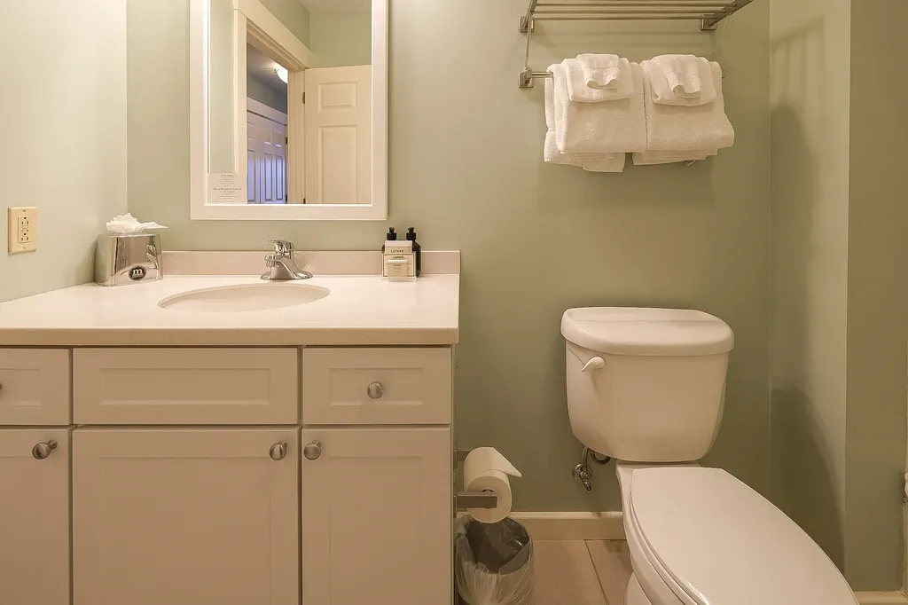 342/344 Qiv Jackson Gore Inn Ludlow VT 05149