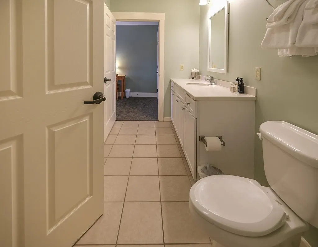 342/344 Qiv Jackson Gore Inn Ludlow VT 05149