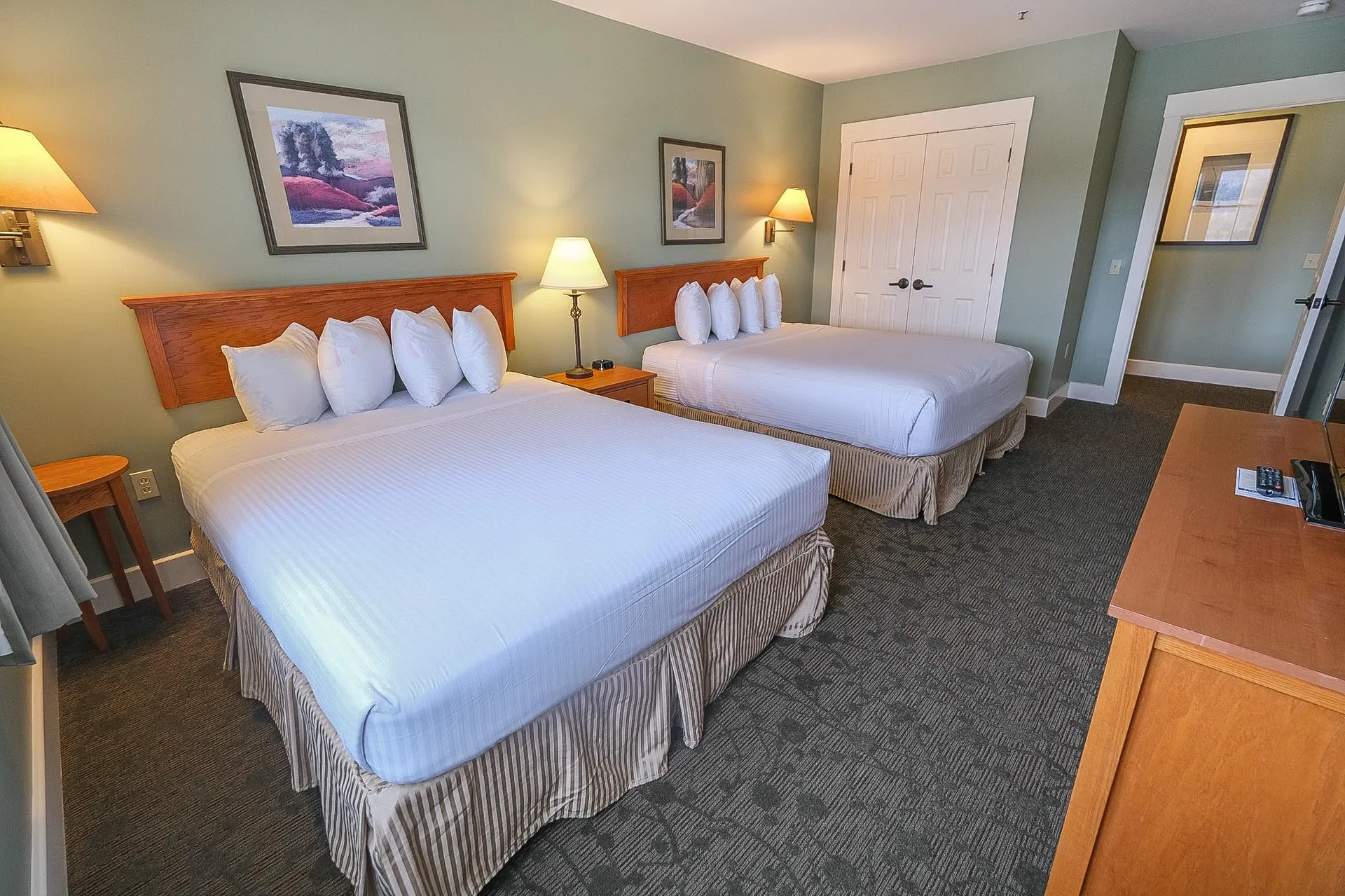 342/344 Qiv Jackson Gore Inn Ludlow VT 05149