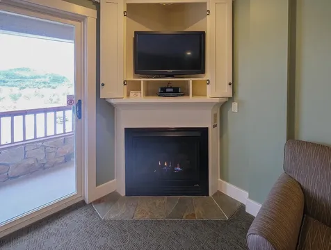 342/344 Qiv Jackson Gore Inn Ludlow VT 05149