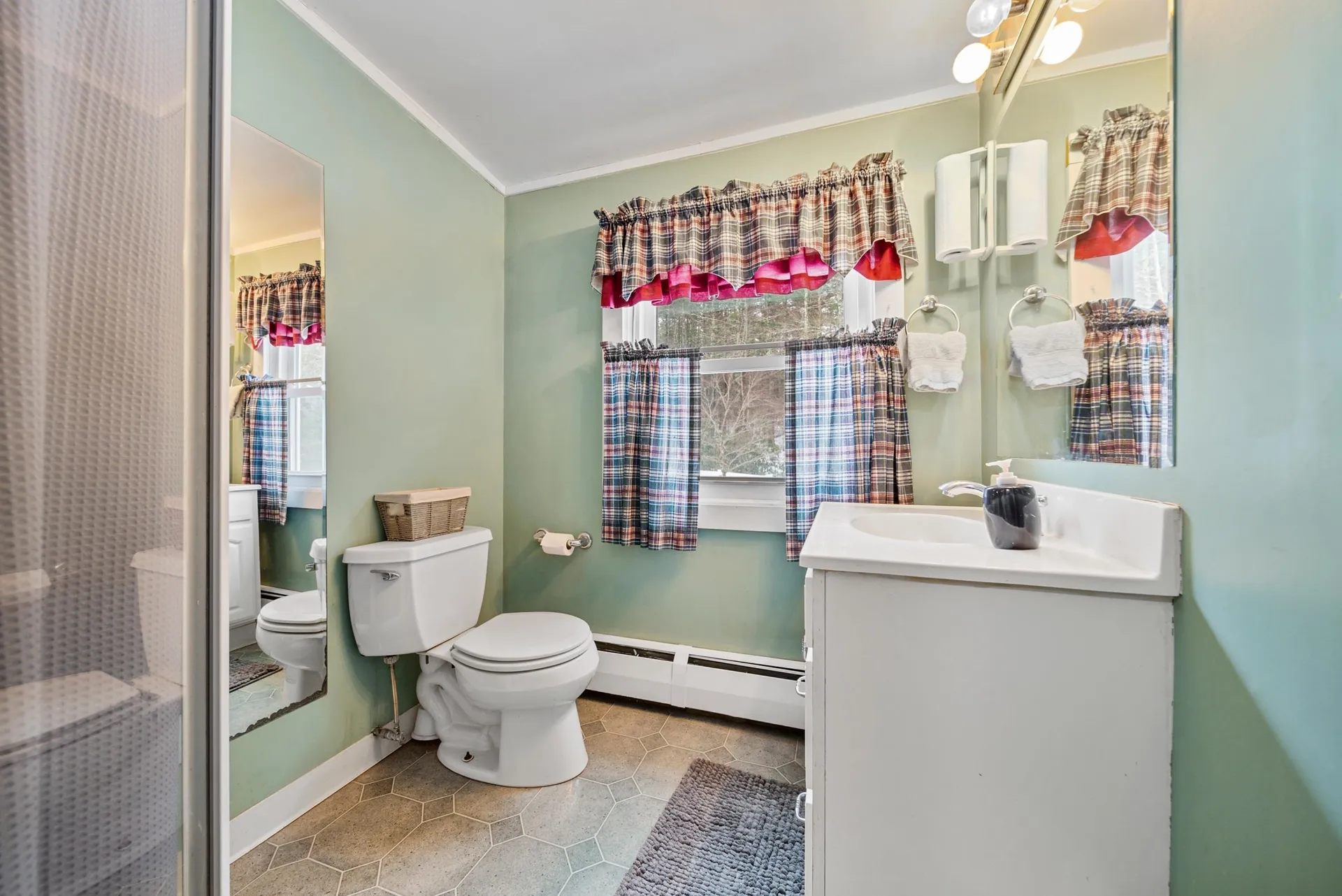 25 Caron Road Bedford NH 03110