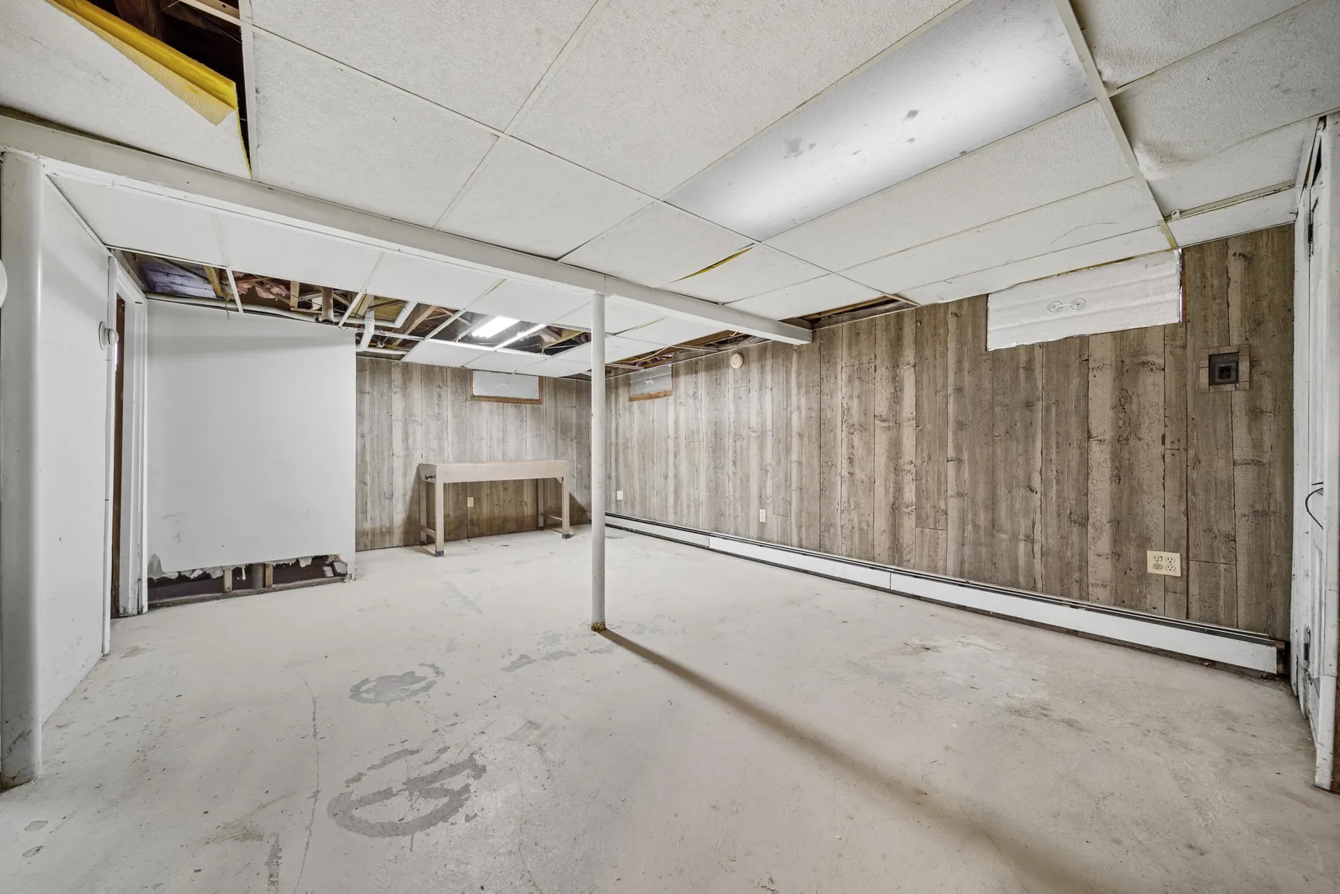 25 Caron Road Bedford NH 03110