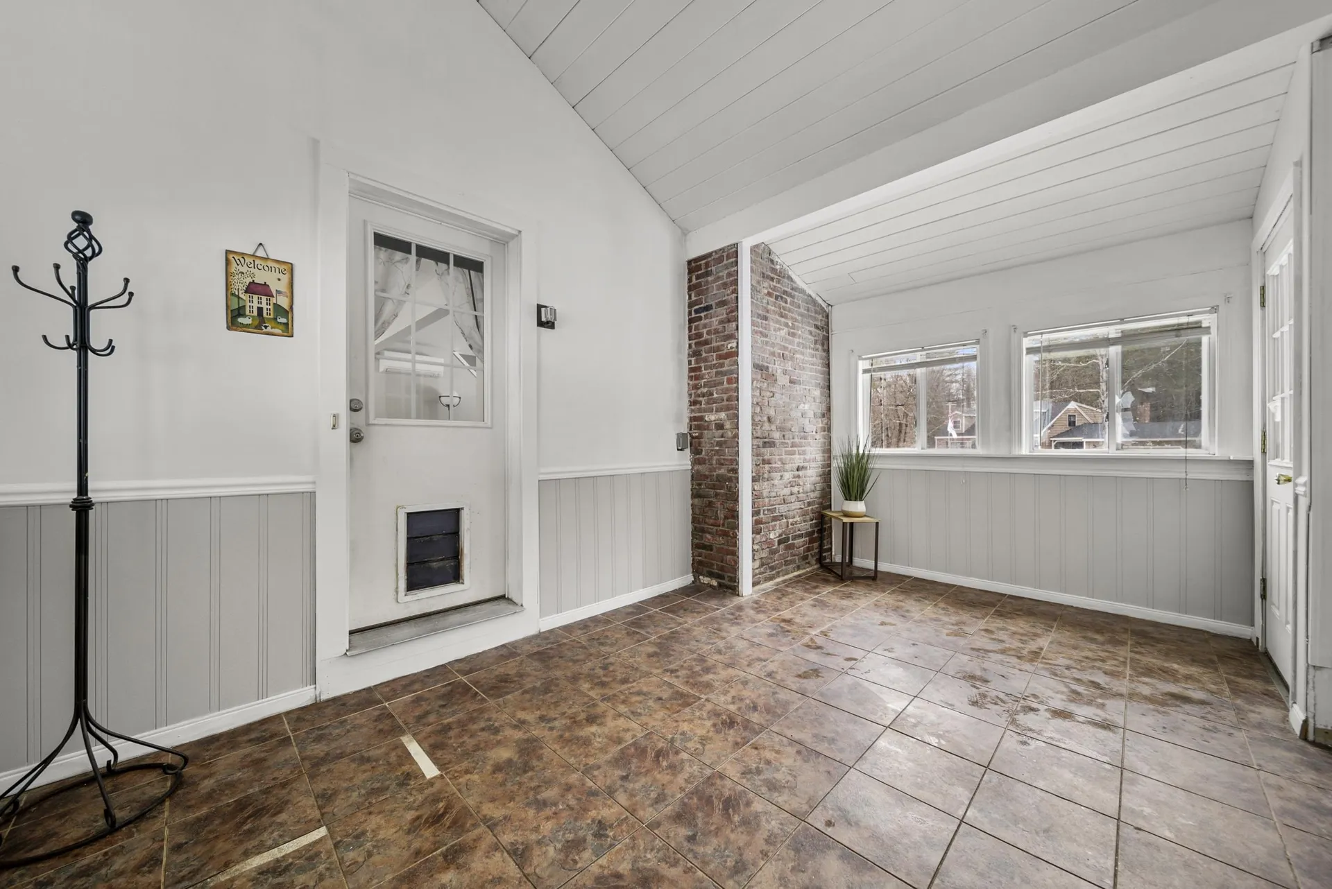 25 Caron Road Bedford NH 03110