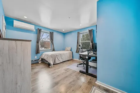 25 Caron Road Bedford NH 03110