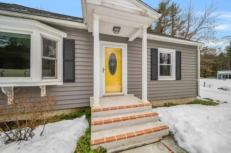 25 Caron Road Bedford NH 03110