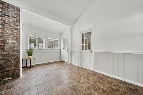 25 Caron Road Bedford NH 03110