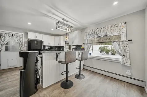 25 Caron Road Bedford NH 03110