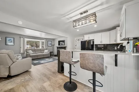 25 Caron Road Bedford NH 03110