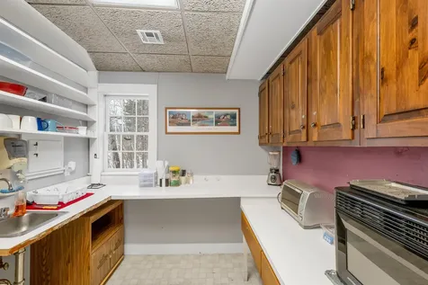 2977 White Mountain Highway Conway NH 03860