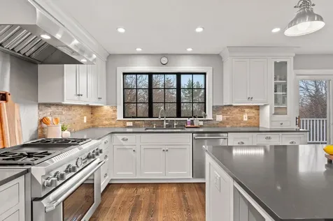 36 Olde English Road Bedford NH 03110