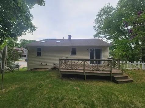 36 Warren Street Laconia NH 03246