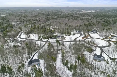 7 Lefevre Drive Kingston NH 03848