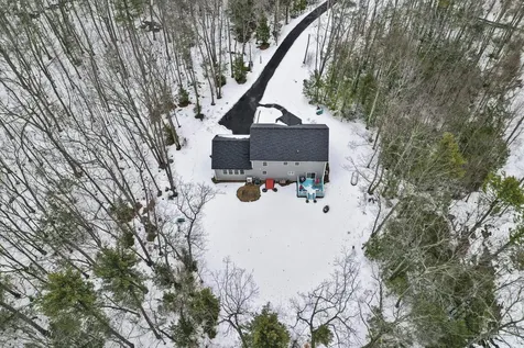 7 Lefevre Drive Kingston NH 03848