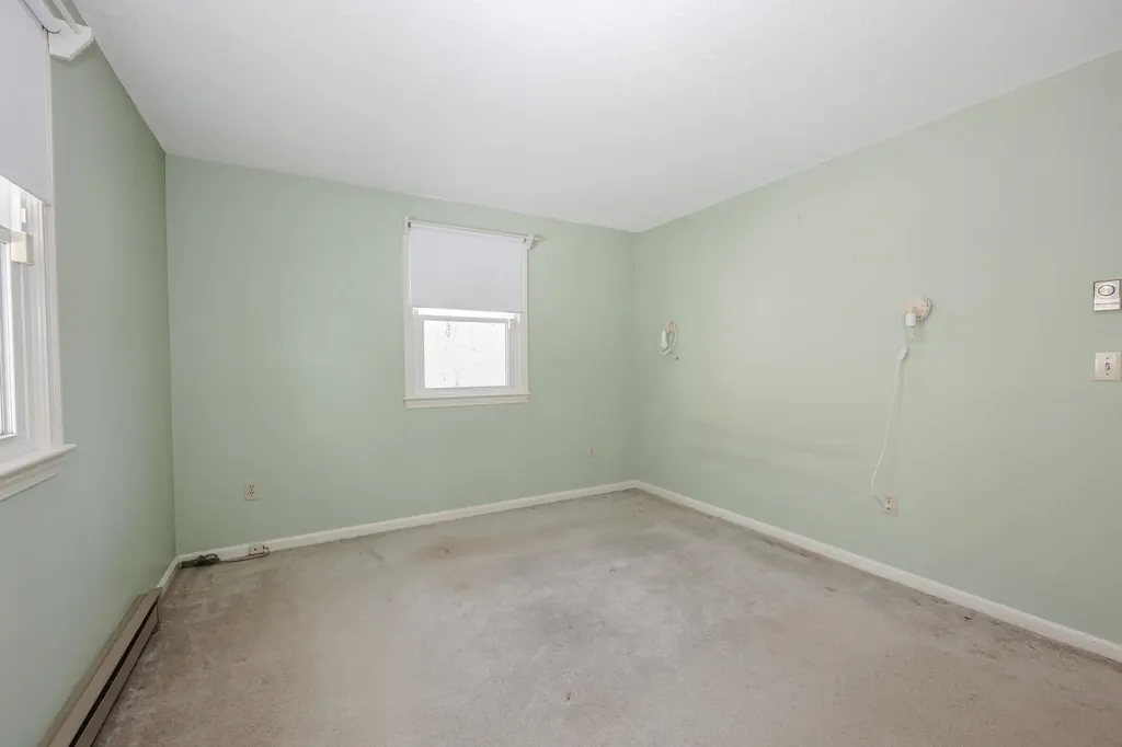 61 Paige Hill Road Goffstown NH 03045