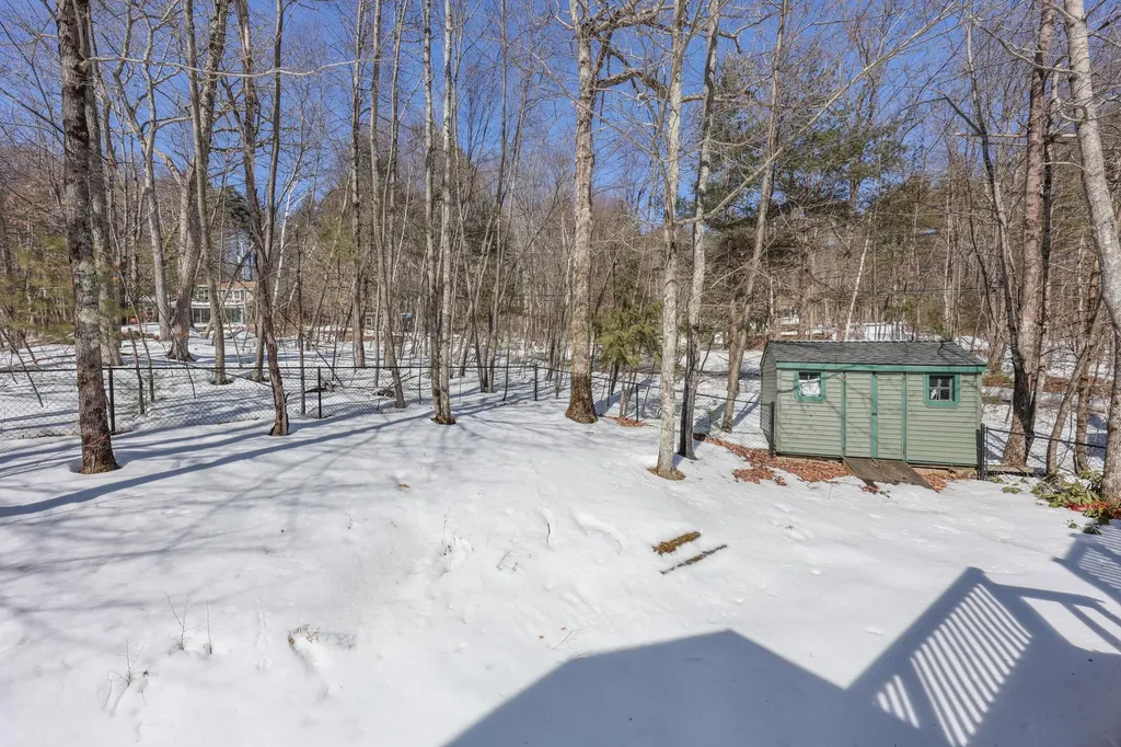 61 Paige Hill Road Goffstown NH 03045