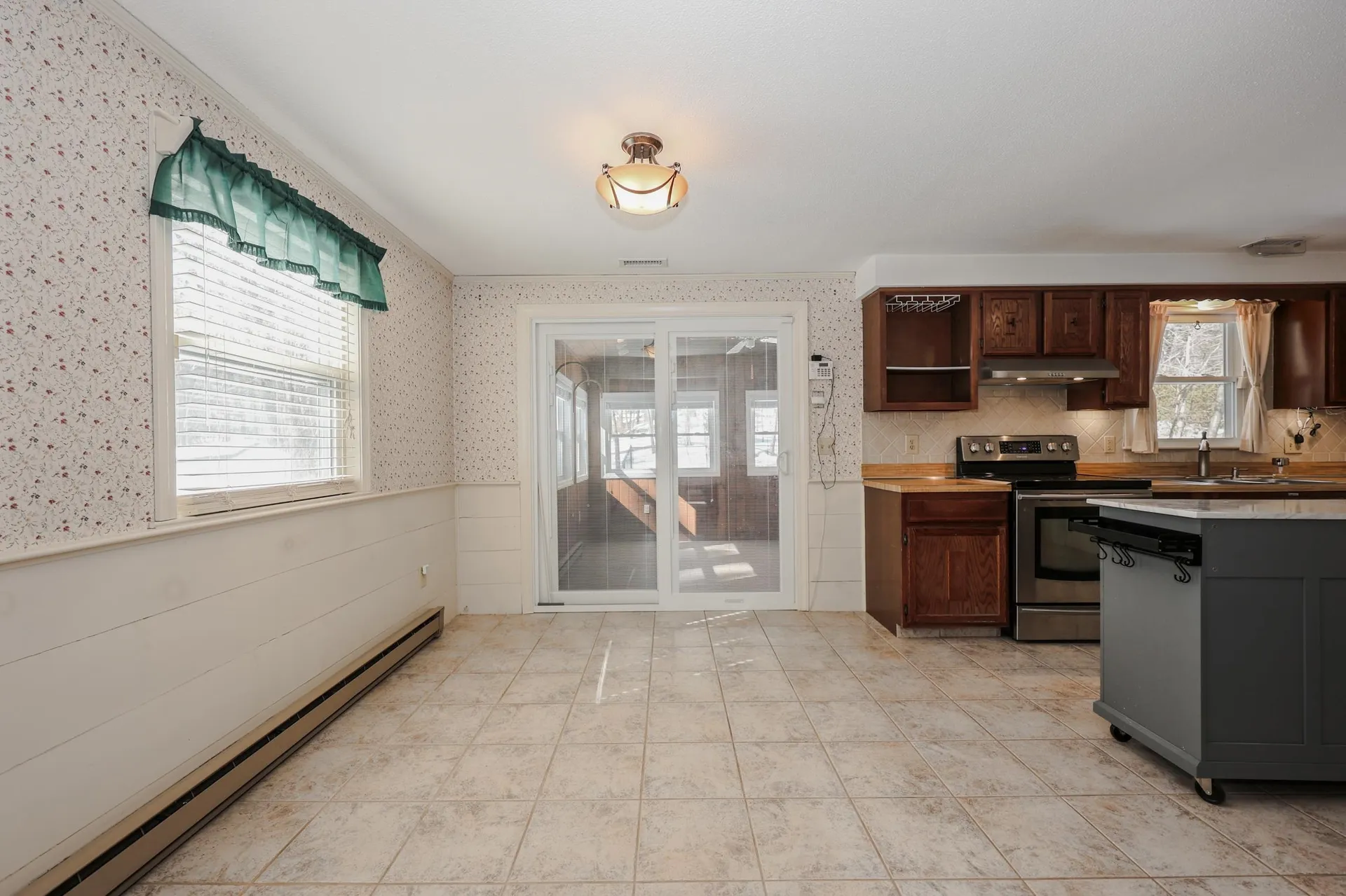 61 Paige Hill Road Goffstown NH 03045