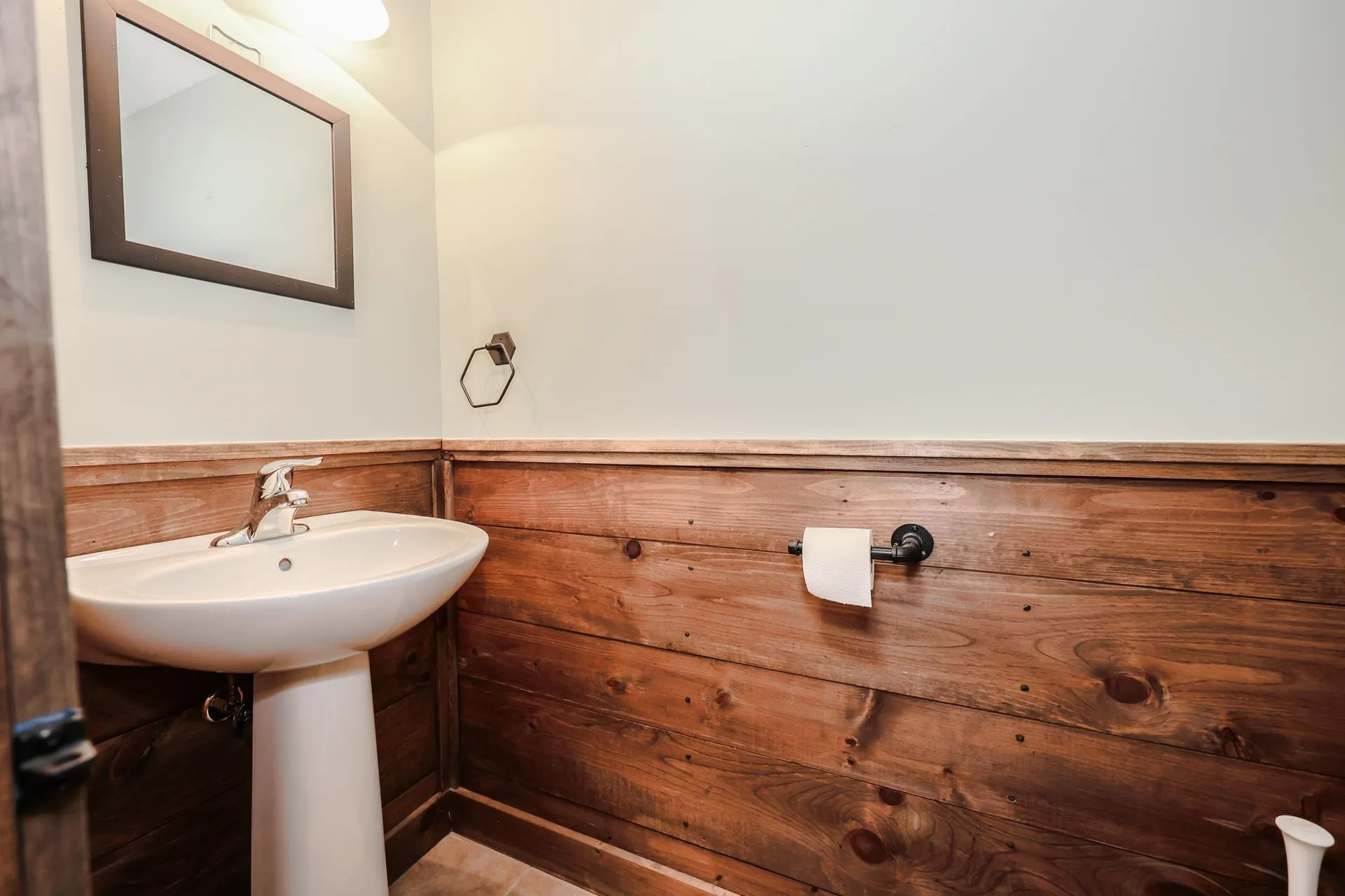 61 Paige Hill Road Goffstown NH 03045