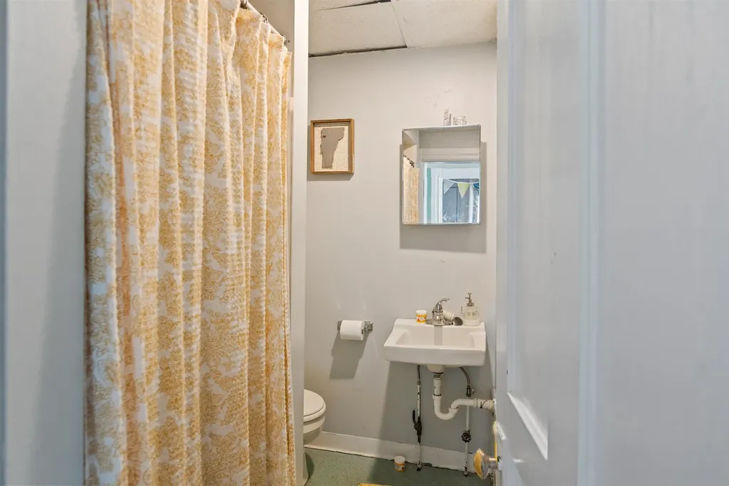 197-203 North Winooski Avenue Burlington VT 05401