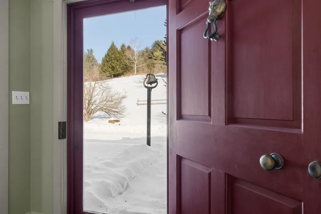 22 Orchard Hill Road Pomfret VT 05091