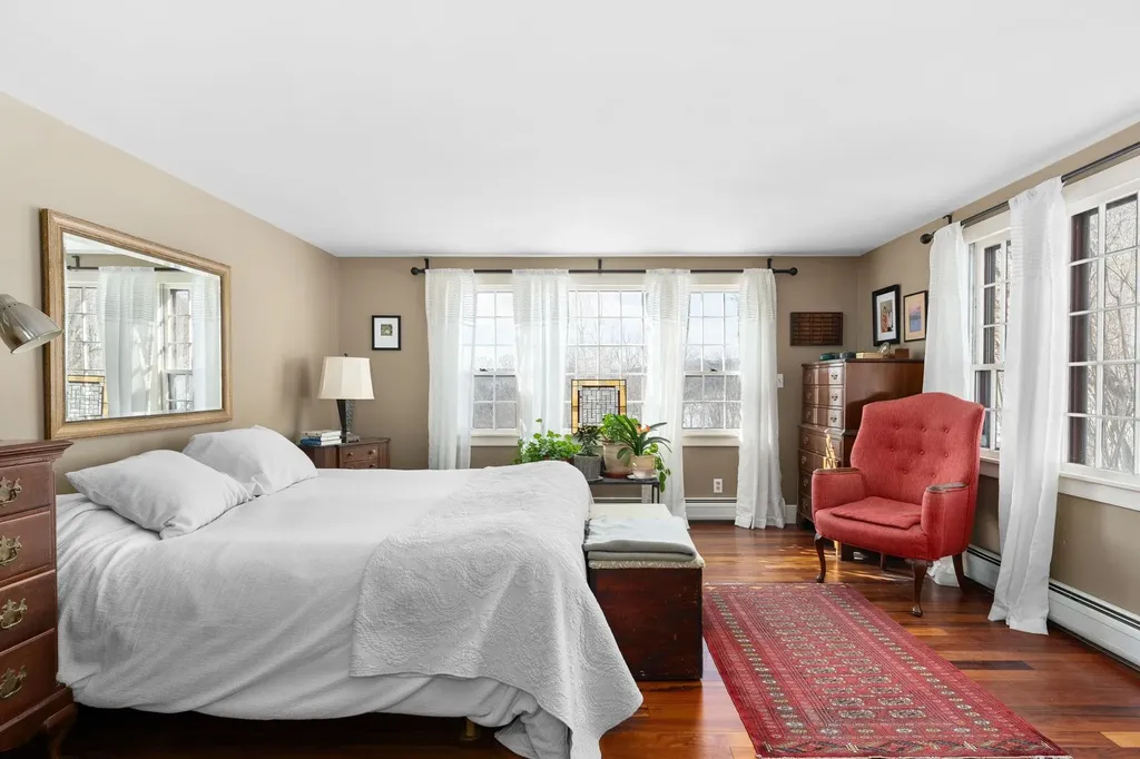 22 Orchard Hill Road Pomfret VT 05091