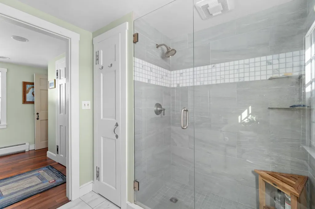 22 Orchard Hill Road Pomfret VT 05091