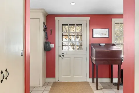 22 Orchard Hill Road Pomfret VT 05091