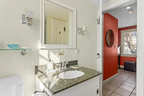 22 Orchard Hill Road Pomfret VT 05091