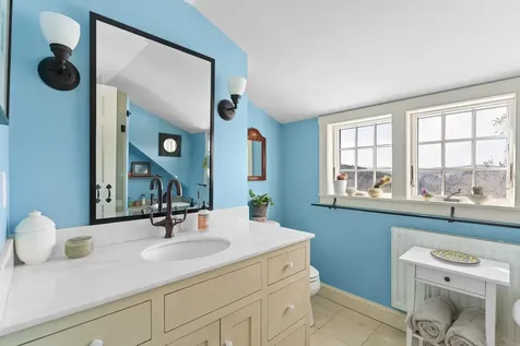 22 Orchard Hill Road Pomfret VT 05091