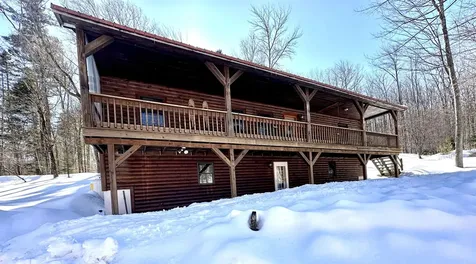 4138 West Hill Road S Jamaica VT 05343