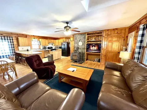 4138 West Hill Road S Jamaica VT 05343