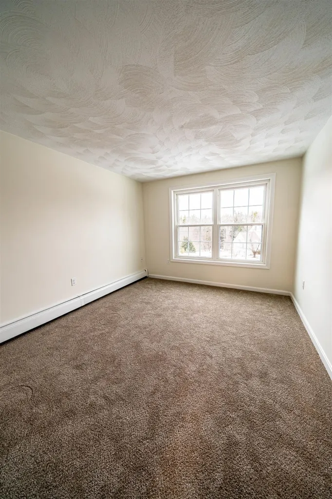 2 Treaty Court Sandown NH 03873