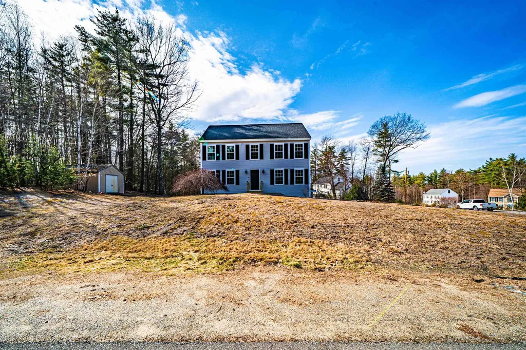 2 Treaty Court Sandown NH 03873