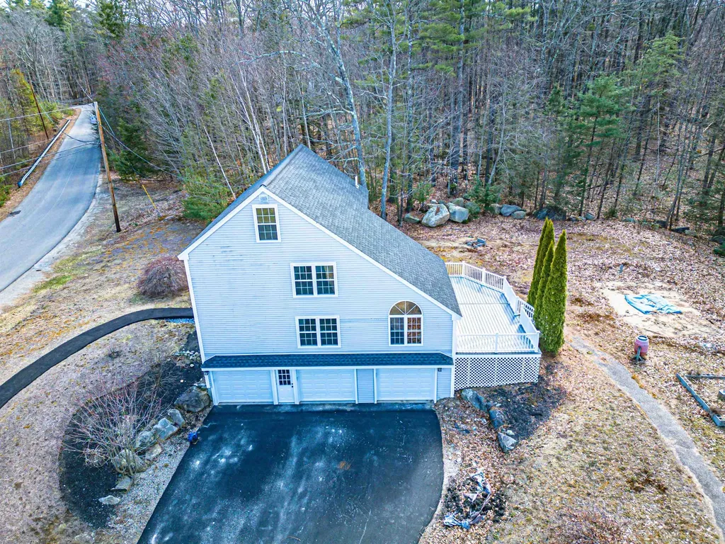 2 Treaty Court Sandown NH 03873