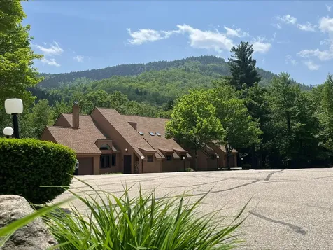 32 Top Notch Road Bartlett NH 03812