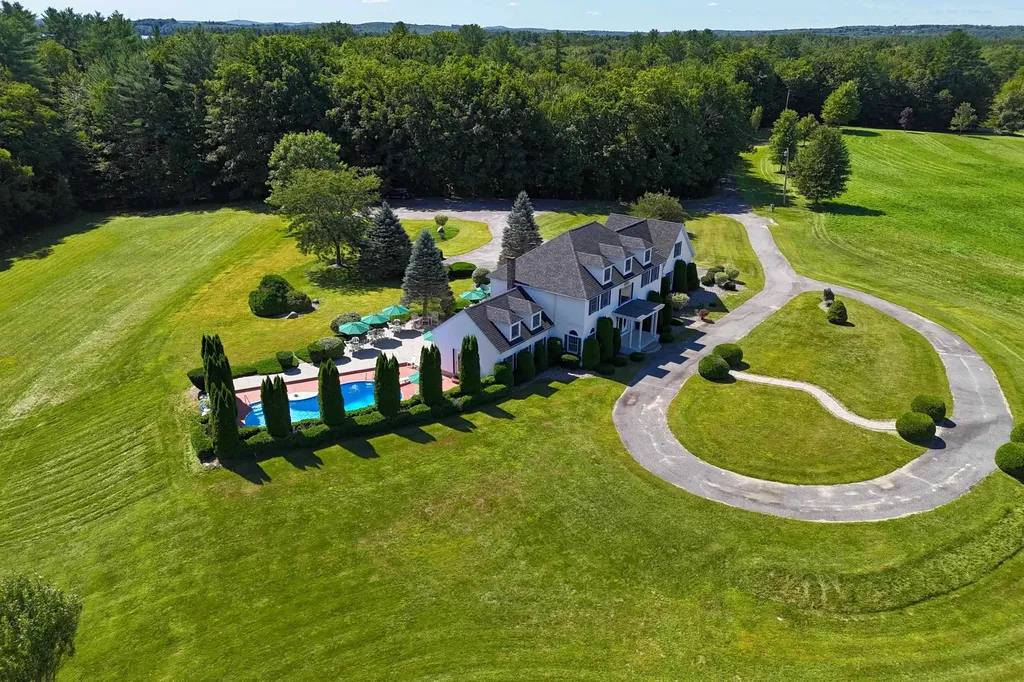 172-b Annabessacook Road Winthrop ME 04364-3838