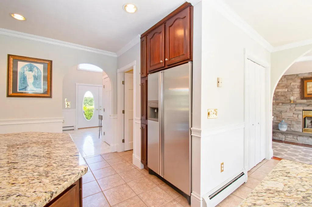 176 Annabessacook Road Winthrop ME 04364-3838