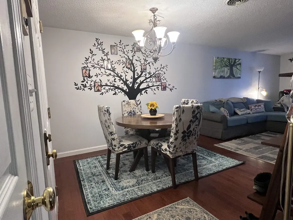 9-301 Bartemus Trail Nashua NH 03063